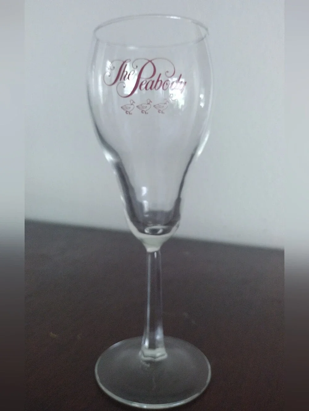 Peabody Hotel Ducks Logo Wine Champagne Glass  Vintage Collectible Souvenir